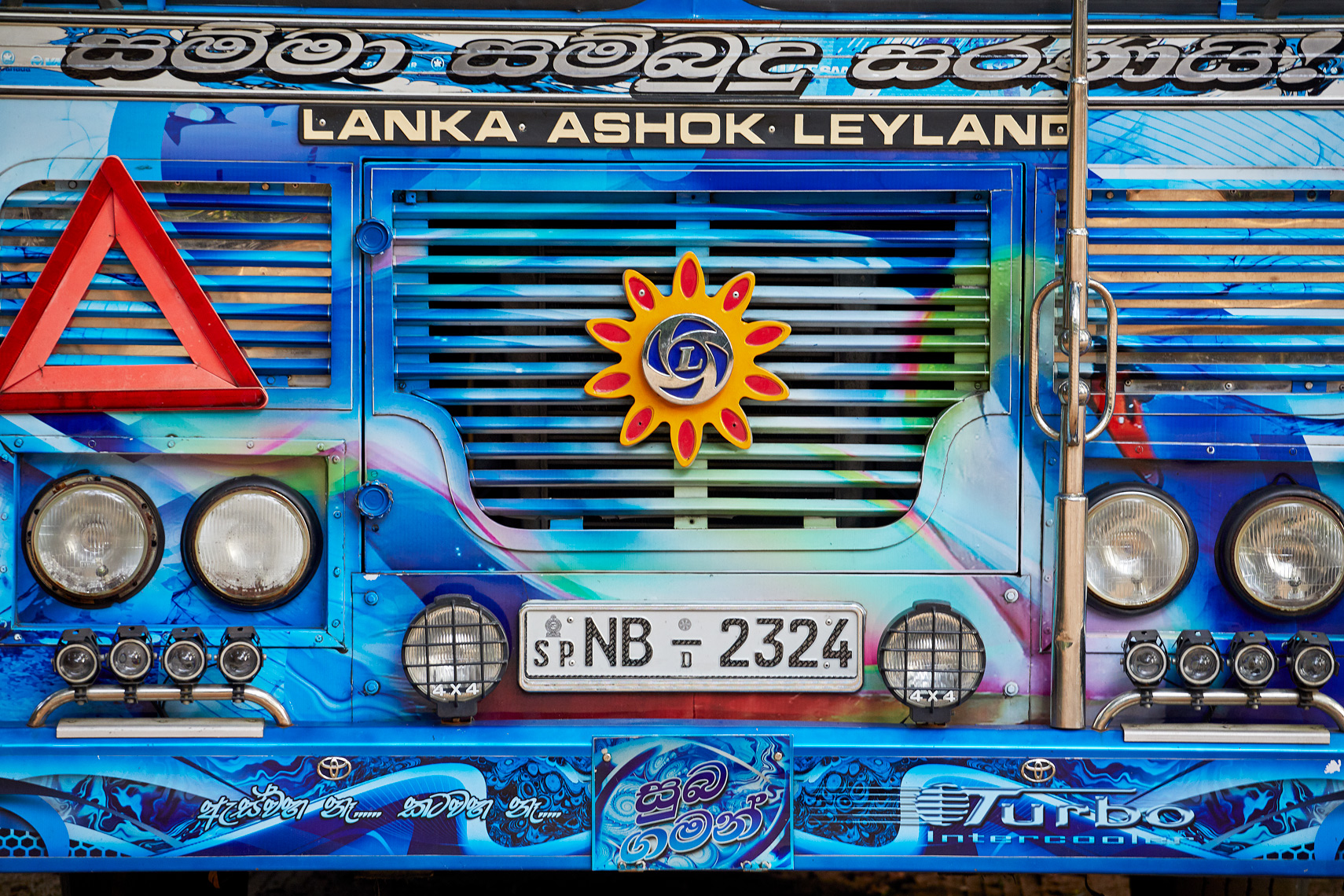 Detail-of-bus-Dambulla-Sri-Lanka-web