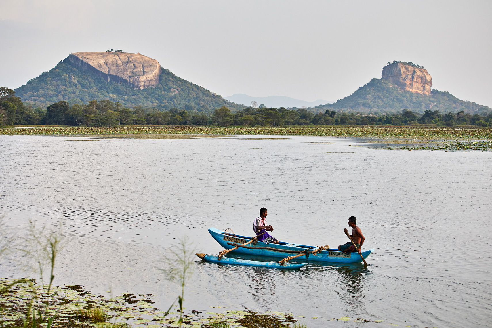 Fishermen-on-Thalkote-Wewa-Pidurangala-and-Sirgiriya-in-background-Sri-Lanka-web