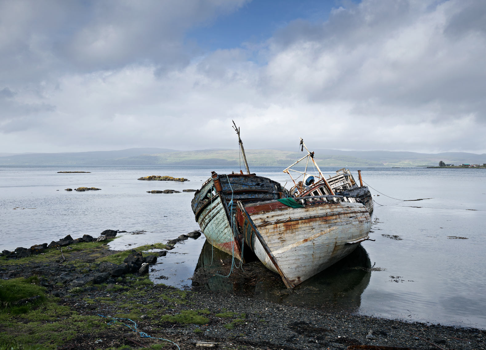 Salen-Bay-shipwrecks_print