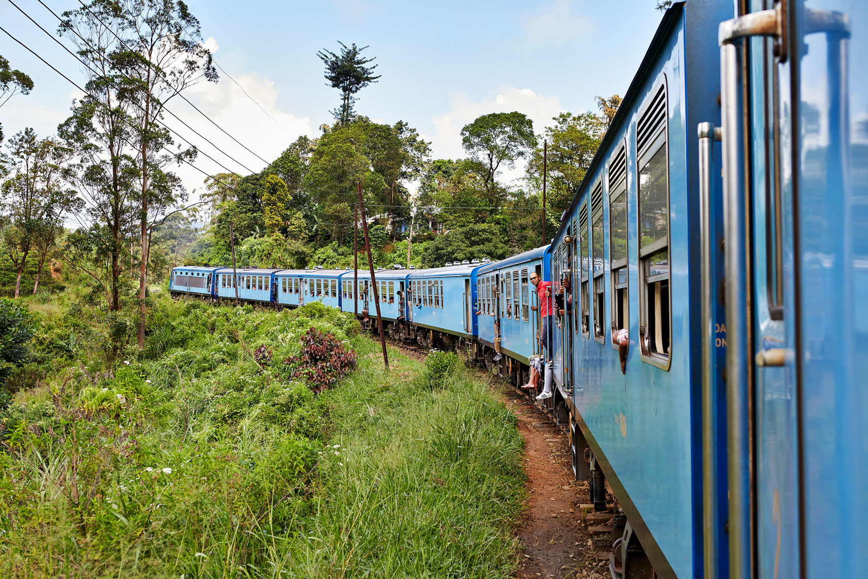 Train-Journey-Peradeniya-to-Nanu-Oya-web